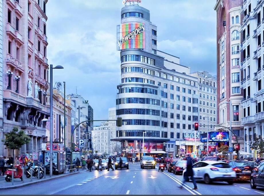 Apartamento Centro De Madrid Exterior foto